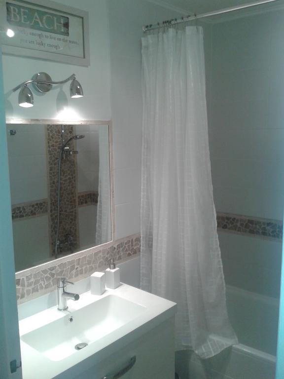 2 Bedroom Modern Apartment In Antibes With Sea View Pokój zdjęcie