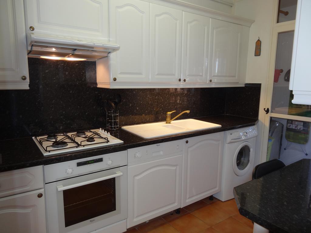 2 Bedroom Modern Apartment In Antibes With Sea View Pokój zdjęcie