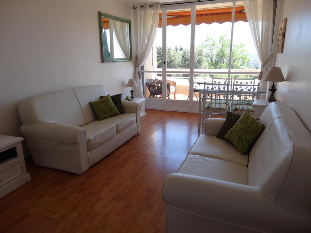 2 Bedroom Modern Apartment In Antibes With Sea View Pokój zdjęcie